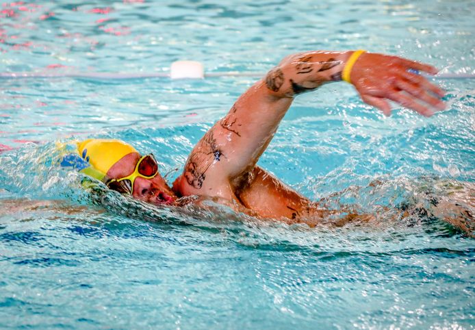 Gelukt! Ultrasporter Matthieu Bonne (29) breekt record non-stop ...