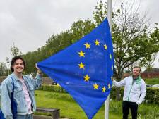 Europese vlag in top voor internationale feestdag én gelijk ook voor Joost Klein