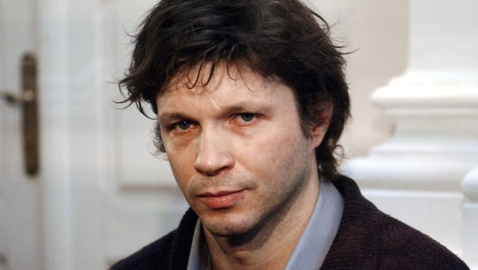 Bertrand Cantat, le 16 mars 2004, à l'ouverture de son procès, à Vilnius.