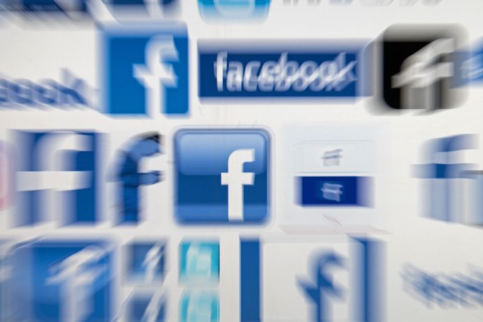 Facebook laat weten dat het door wil gaan met het verzamelen van data over gebruikersgewoonten.