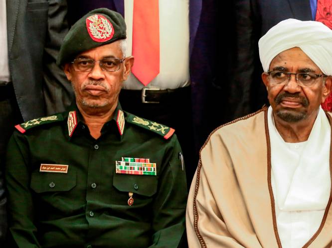 Hoofd van militaire overgangsraad in Soedan stapt op
