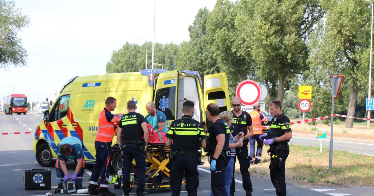 40 uur taakstraf voor buschauffeur, die doorreed na dodelijk ongeluk met wielrenner in Heenvliet