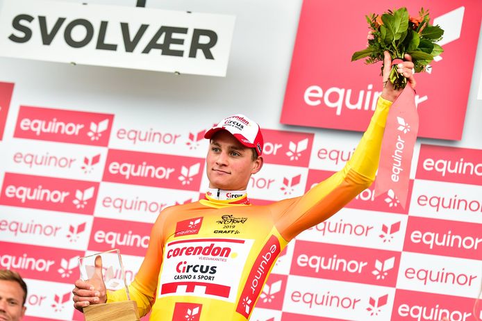 Mathieu van der Poel reed twee dagen in de leiderstrui.