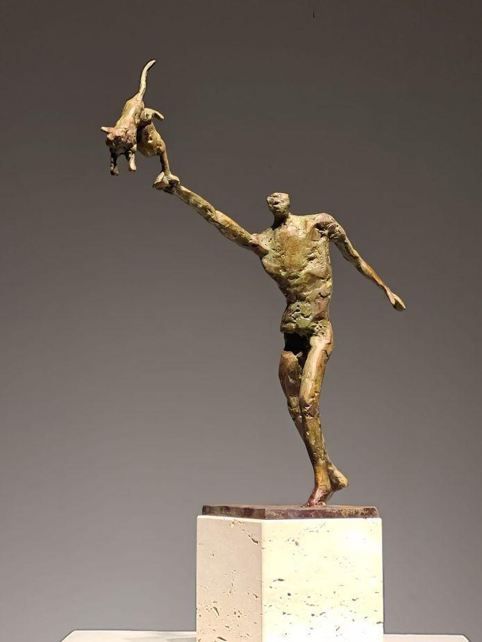 GC De krijgt een bronzen kunstwerk van Jan “De Kattenknippeling hiermee vereeuwigen” | Wervik |