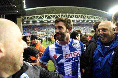 Cultheld Will Grigg schiet Manchester City uit de FA Cup