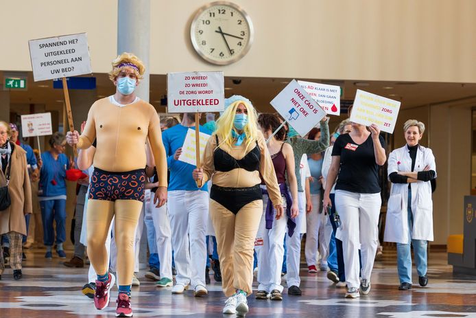 Werknemers van het Jeroen Bosch Ziekenhuis voerden op 16 maart actie voor een betere CAO.