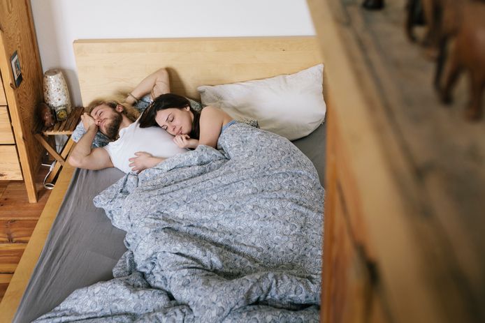 Waarom Je Niet Zonder Deken Kan Slapen Fit Gezond Hln Be