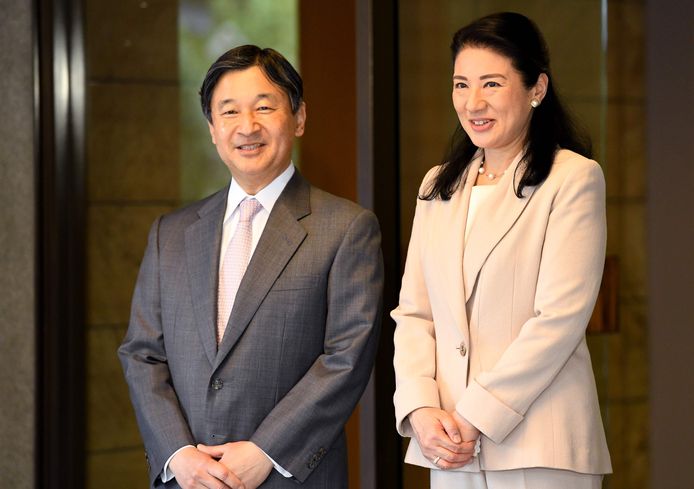 De nieuwe keizer Naruhito met zijn vrouw Masako.