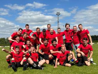 Derde elftal AVW'66 is kampioen en dagtocht naar Marken is een groot succes