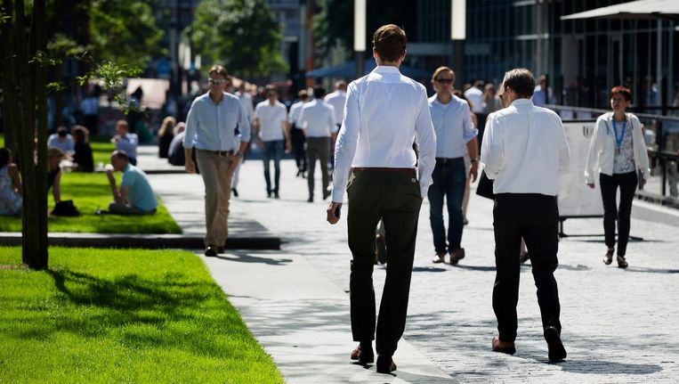 Werknemers op de Zuidas. Beeld anp