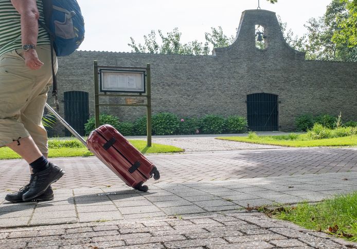 De toeristen verlaten beetje bij beetje de provincie. De toeristenkerk aan de Bosweg in Zoutelande sluit de deuren nu niet alleen voor het winterseizoen, maar definitief.