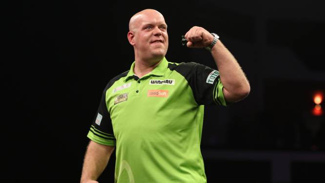 Van Gerwen vermoeid op UK Open, nu wacht Nederlands onderonsje: ‘Ben er een beetje klaar mee’