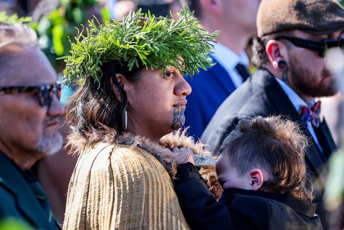 NieuwZeeland verwelkomt nieuwe Maorikoningin tijdens begrafenis van