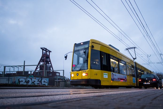 Een tram in de Duitse stad Essen (archieffoto)