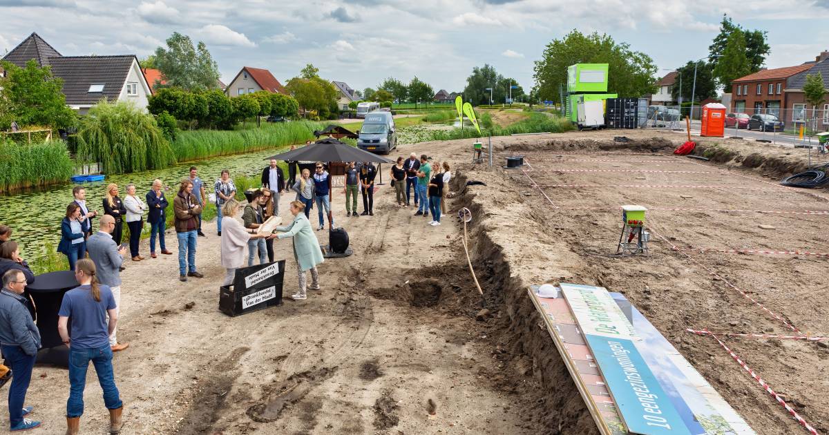Feestelijk begin van nieuwbouw De Watergaard in Zevenbergschen Hoek - BN DeStem
