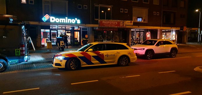 Referendum communicatie wagon Overval op Domino's Waddinxveen loopt met sisser af: 'Wel boos dat iemand  ons personeel iets wil aandoen' | Gouda | AD.nl