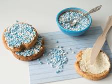 Waarom eten we bij een geboorte eigenlijk beschuit met muisjes? 