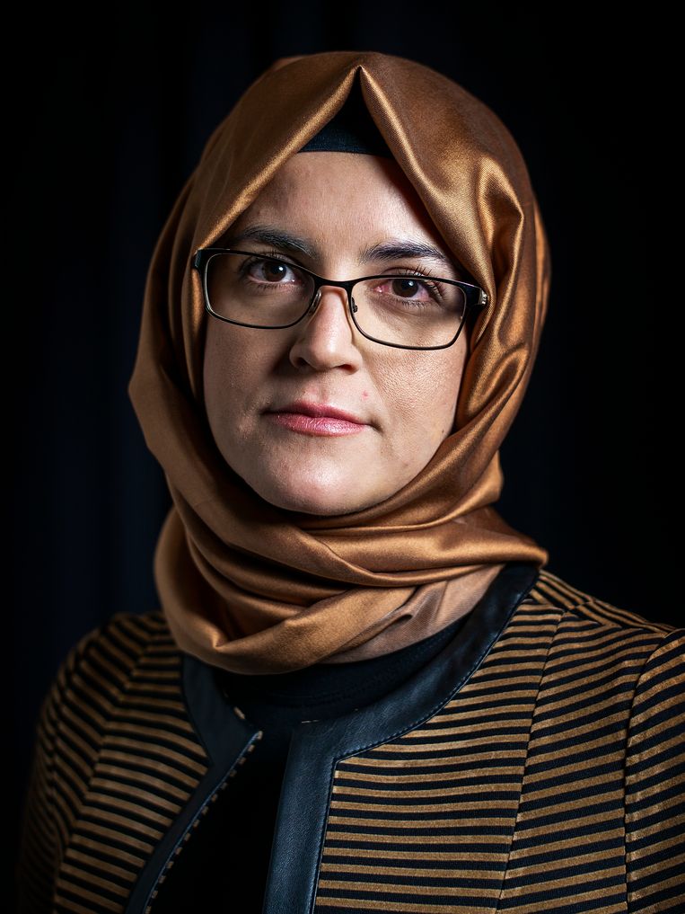 Hatice Cengiz is in Den Haag voor de opening van het Volkstribunaal voor vermoorde journalisten. Beeld Jiri Büller