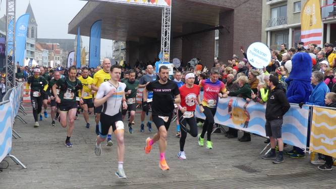 IN BEELD. Meer dan 2.000 lopers en ontelbare supporters overspoelen Deinze voor 100 km voor Kom op tegen Kanker