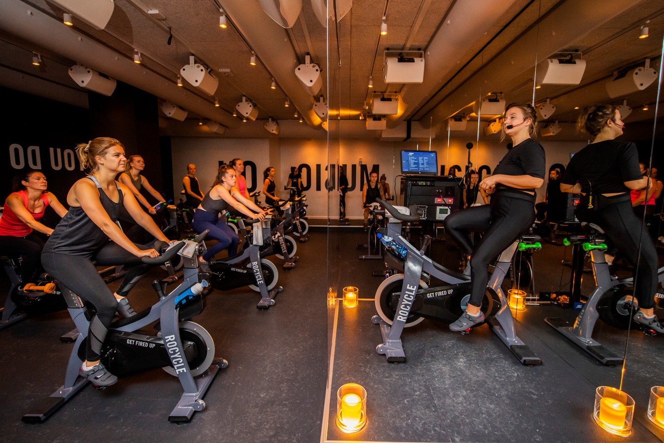 Dansen op de fiets? Bij deze Rotterdamse is het sporten
