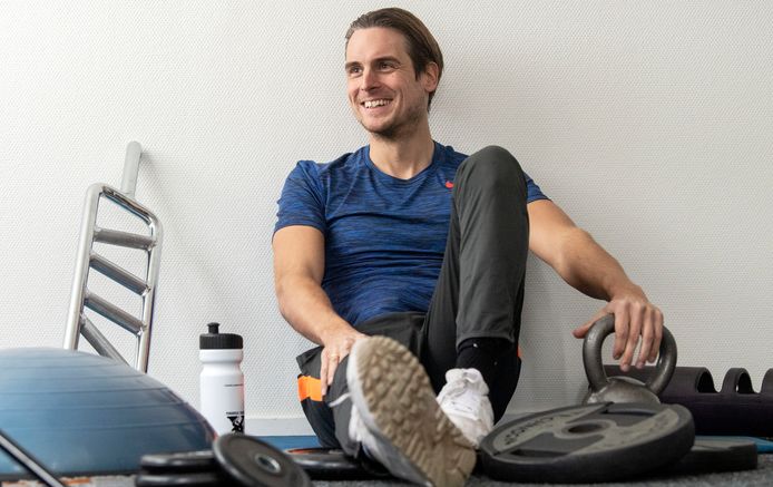 In augustus 2020 werd Florian Kobes ziek. Het bleek colitis te zijn, een chronische darmziekte. Kobes kreeg een stoma en is nu weer net zo fit als voor hij ziek werd.