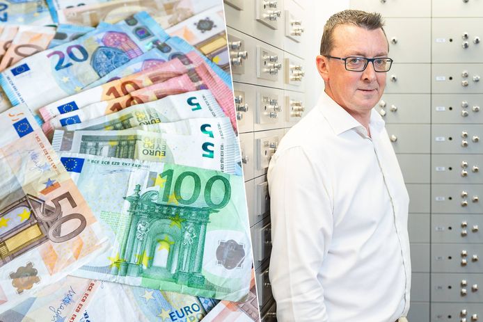 Bankdirecteur Franky Van Speybroeck van vdk bank in Destelbergen is niet tegen de staatsbon, integendeel...