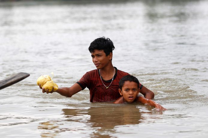 Ongeveer 5.140 dorpen zijn overstroomd.