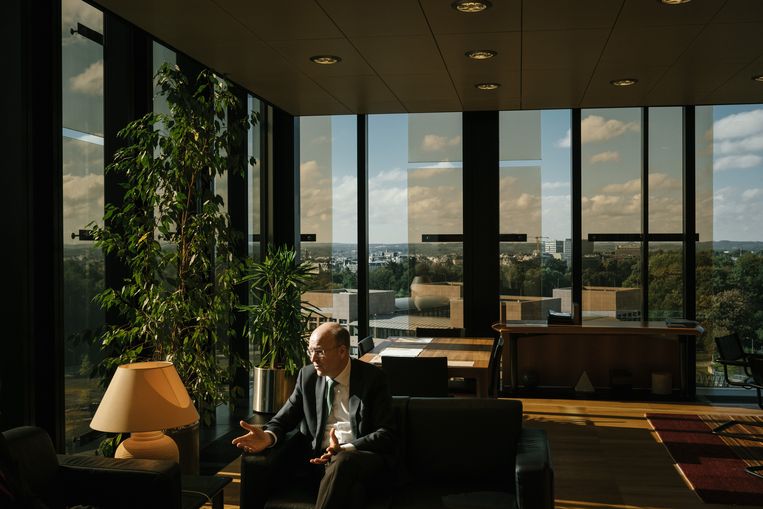 Rechter Koen Lenaerts Ja Ik Ga Beslissen Wat De Vrijheid Van Godsdienst Betekent Spannend He De Morgen