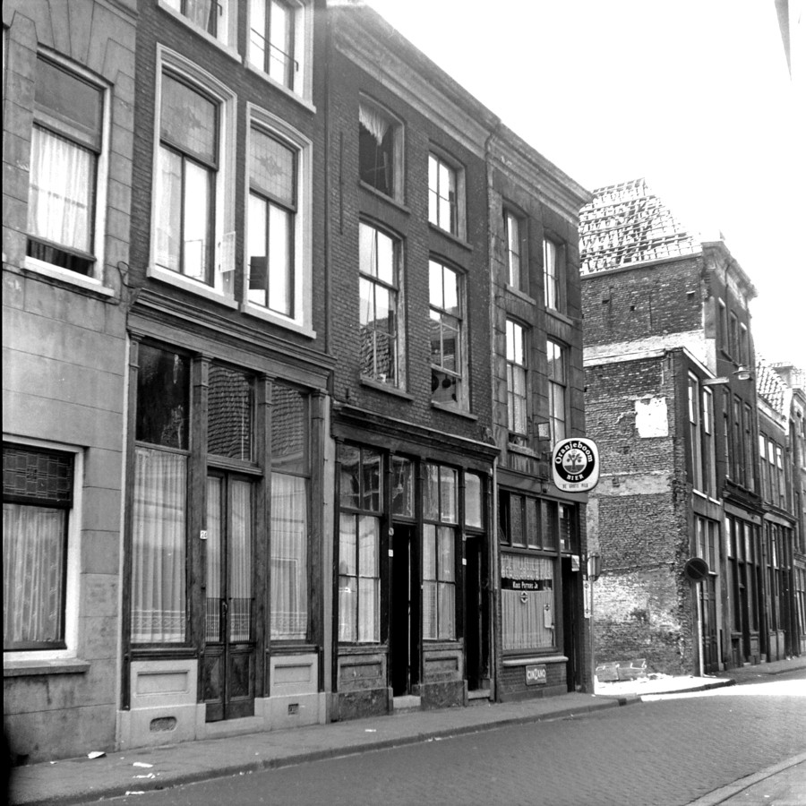 Het doek valt na 184 jaar voor verfspeciaalzaak Schellenbach Foto AD.nl