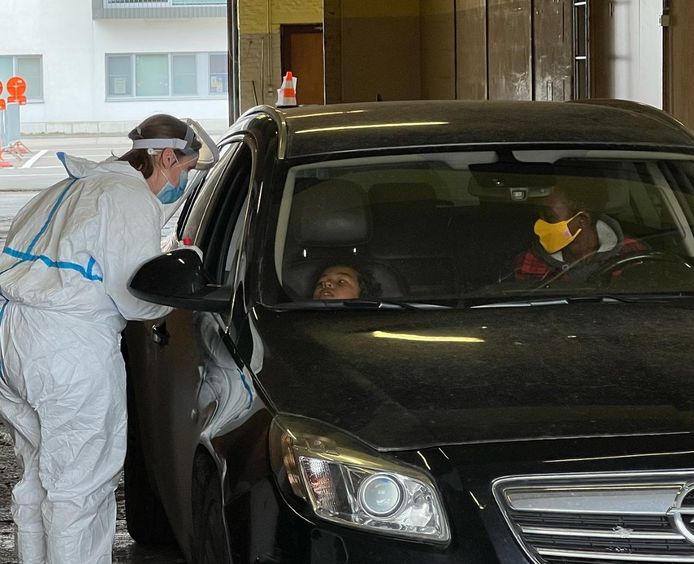 De allerlaatste PCR-test is voor Maxime