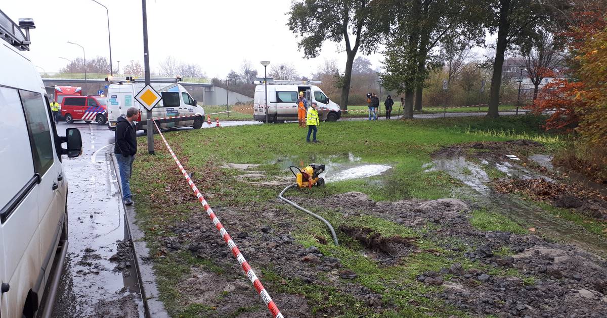 Water stroomt weer in Lelystad na leidingbreuk met grote gevolgen