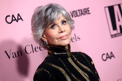 Gewantrouwd door de FBI, maar op haar 84ste nog erg populair: kankerdiagnose krijgt Jane Fonda niet klein