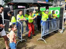 Dordrecht loopt uit voor Wantijpop: EHBO’ers schieten met waterpistolen en horeca doet goede zaken