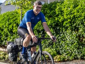 Bart wil met zijn Cycling Adventure in vijftien jaar 40.000 kilometer fietsen: “Dood van vader deed me beseffen dat er geen tweede kansen zijn”