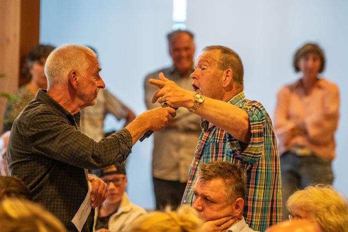Na verhitte bewonersavond over opvanglocaties Steekterweg is de vraag ...
