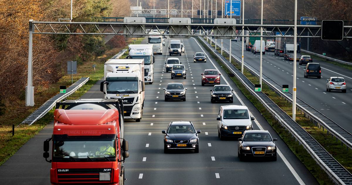 ANWB: ‘Rustigere ochtendspits door Oranje, werkenden eerder naar huis’