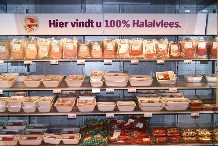 Anur Halal Food in Oss neemt Wahid Halal over Foto bd.nl