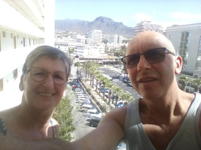 Koppel op vakantie in Tenerife is niet te spreken over Brussels Airlines: “Vóór 19 april raken we niet meer thuis, zeiden ze”