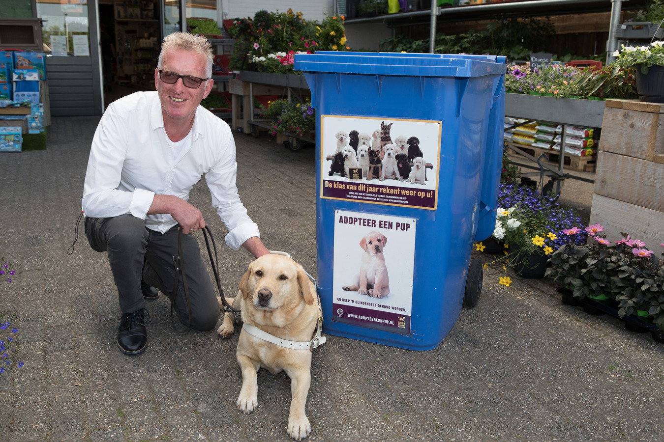 Willem Groot Zwaaftink heeft zo'n sterke band met zijn blindengeleidehond June dat hij haar heeft opgenomen in zijn testament.