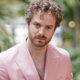 Jim Bakkum komt na bijna tien jaar met nieuwe single: 'Had er nu zin in'