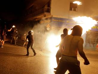 Griekse demonstranten komen op straat tegen Gouden Dageraad