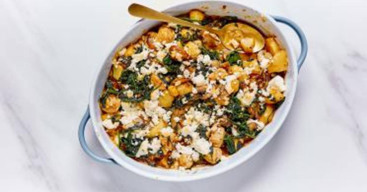 Gezonde ovenschotel met kip en feta maken van Sandra Bekkari Eten