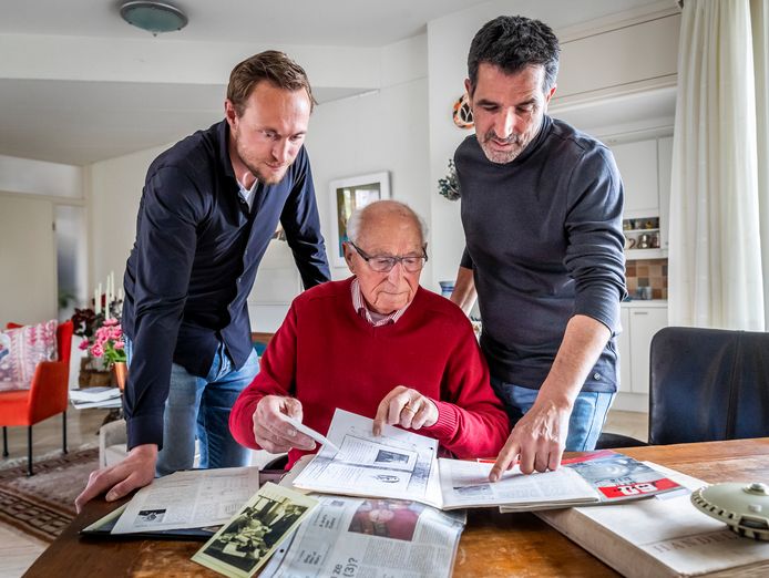 Drie generaties Philips. (vlnr) Sjef Wijnen, Cor Wijnen en Jan Wijnen.