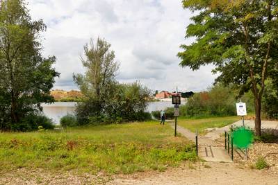 Weer baggerschepen op De Brink, ‘maar dat zonnepark kan er gewoon komen’