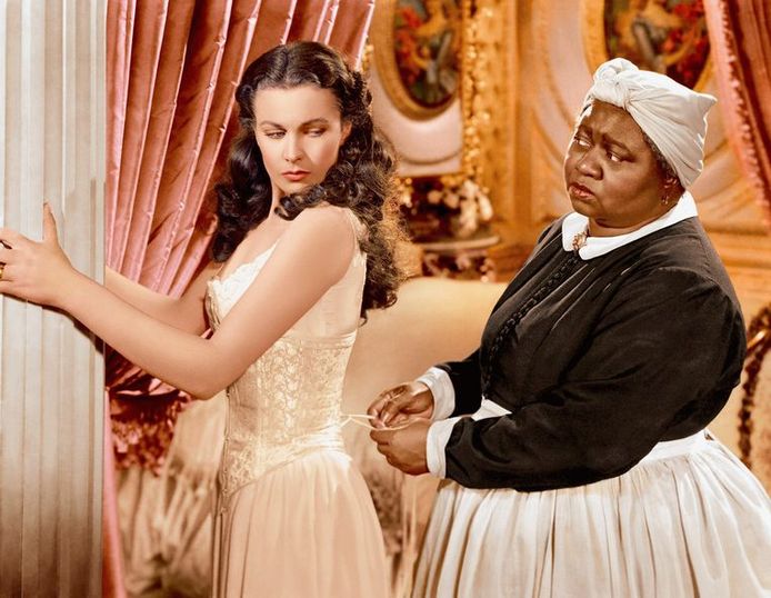 Vivien Leigh (l) en Hattie McDaniel wonnen beiden een Oscar voor hun rol in ‘Gone with the Wind’.