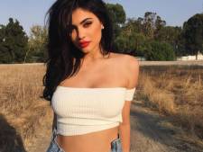 Kylie Jenner a des gros seins mais ça ne va pas durer
