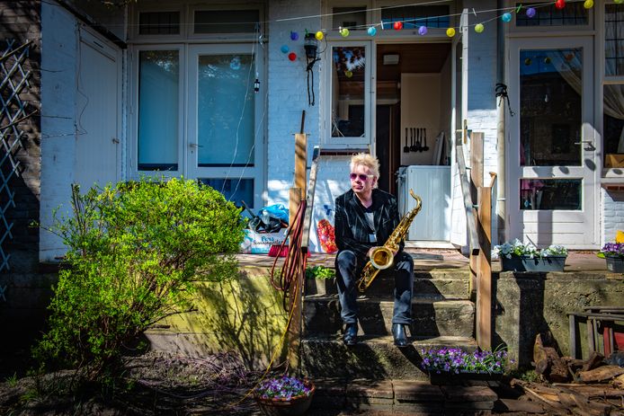 Saxofonist Boris van der Lek: ,,Ik heb twee dagen een baan gehad. Of eigenlijk maar anderhalve dag.’’