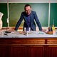 Tijs Vanneste: ‘Voor de klas zal je veel gelukkiger zijn dan wanneer je nog eens vijftien jaar zit weg te suffen aan een bureau’