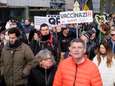 Qui sont les organisateurs des manifs anti-règles sanitaires? “On a une galaxie de noms de groupes, mais ce sont les mêmes acteurs”