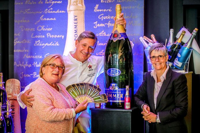 mozaïek Rechtmatig Voorzichtig Win grootste Pommery-fles van 30 liter | Knokke-Heist | hln.be